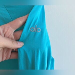 Alo Longsleeve Size XS/S